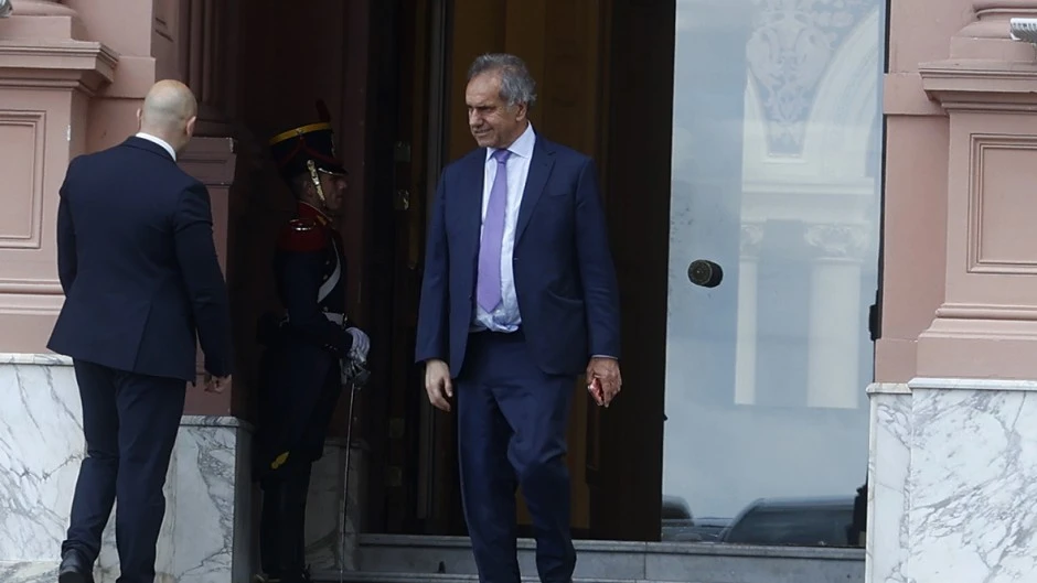 Política: Scioli Continúa en su Cargo tras el Apoyo de Karina Milei a la Gestión de Francos Política: Scioli Continúa en su Cargo tras el Apoyo de Karina Milei a la Gestión de Francos