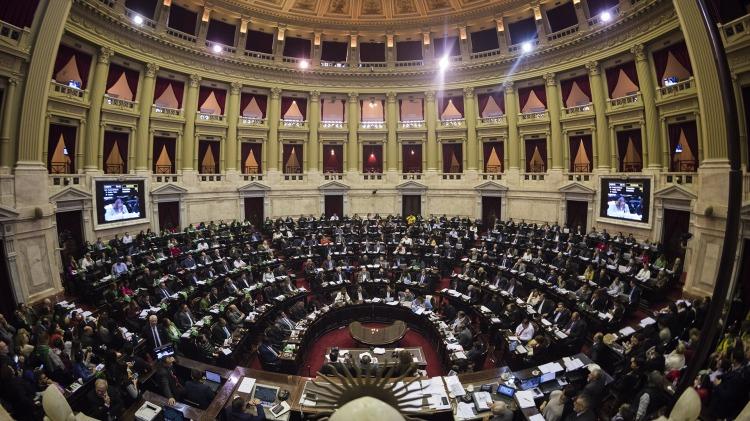 La Libertad Avanza suma diputados y tensa la primera minoría del Peronismo