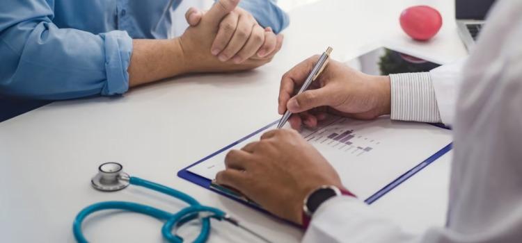 Aumentan las prepagas en diciembre, con subas de hasta el 2,85%