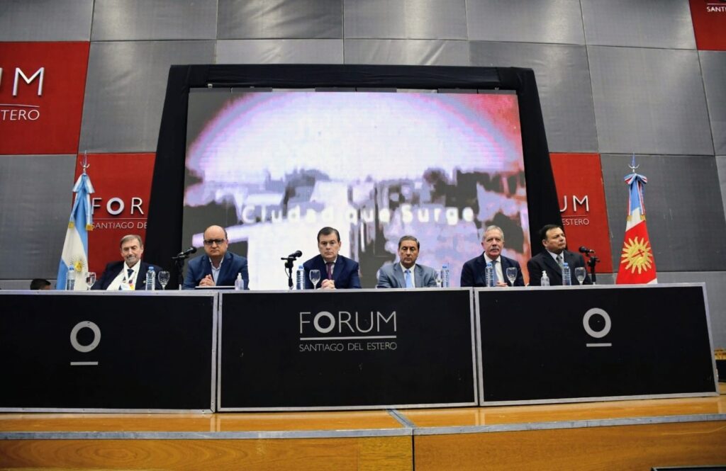 Zamora participó de la apertura del 39° Seminario Nacional del Presupuesto Público Zamora participó de la apertura del 39° Seminario Nacional del Presupuesto Público