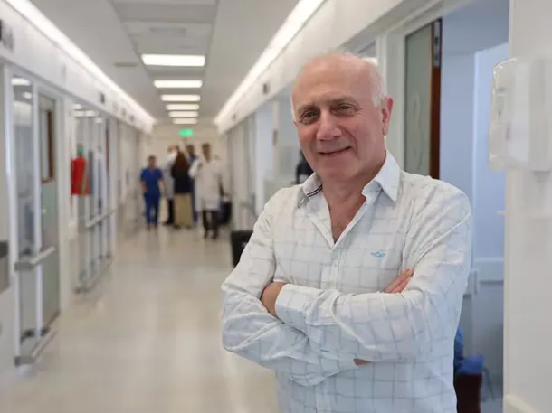 Histórico: Néstor Raimondi, el primer argentino en liderar la Federación Mundial de Terapia Intensiva