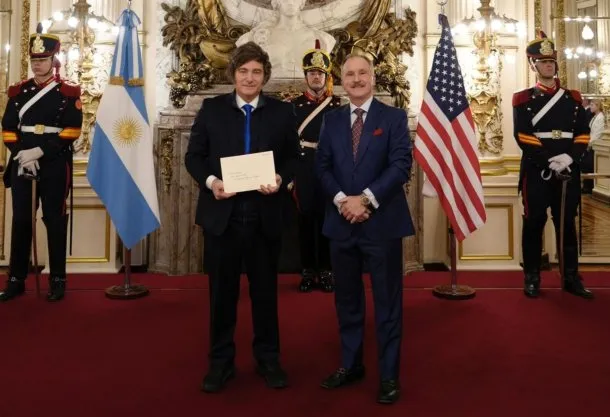 Diplomacia y Agenda Internacional: Javier Milei se reúne con el embajador de EE. UU. previo a su viaje Diplomacia y Agenda Internacional: Javier Milei se reúne con el embajador de EE. UU. previo a su viaje