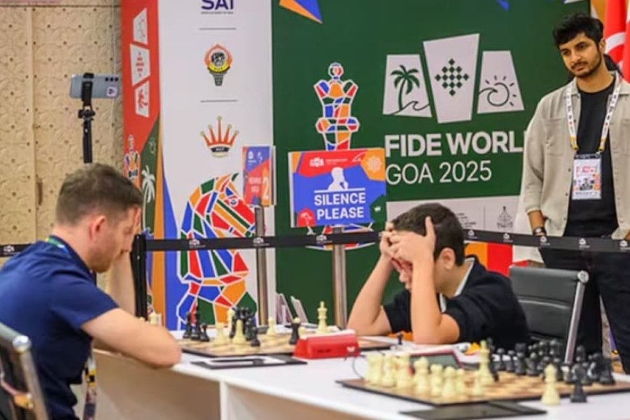 Ajeredez Mundial: El argentino Faustino Oro (12) da el batacazo al eliminar a un Gran Maestro croata Ajeredez Mundial: El argentino Faustino Oro (12) da el batacazo al eliminar a un Gran Maestro croata