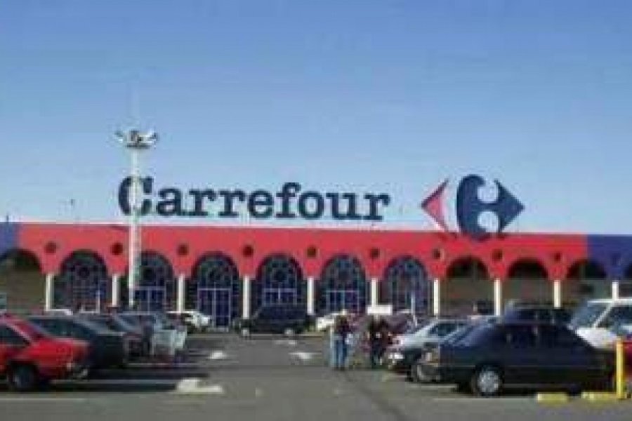 Negocios: Carrefour rechaza ofertas por su cadena argentina y aparece IRSA como mediador para armar un pool Negocios: Carrefour rechaza ofertas por su cadena argentina y aparece IRSA como mediador para armar un pool