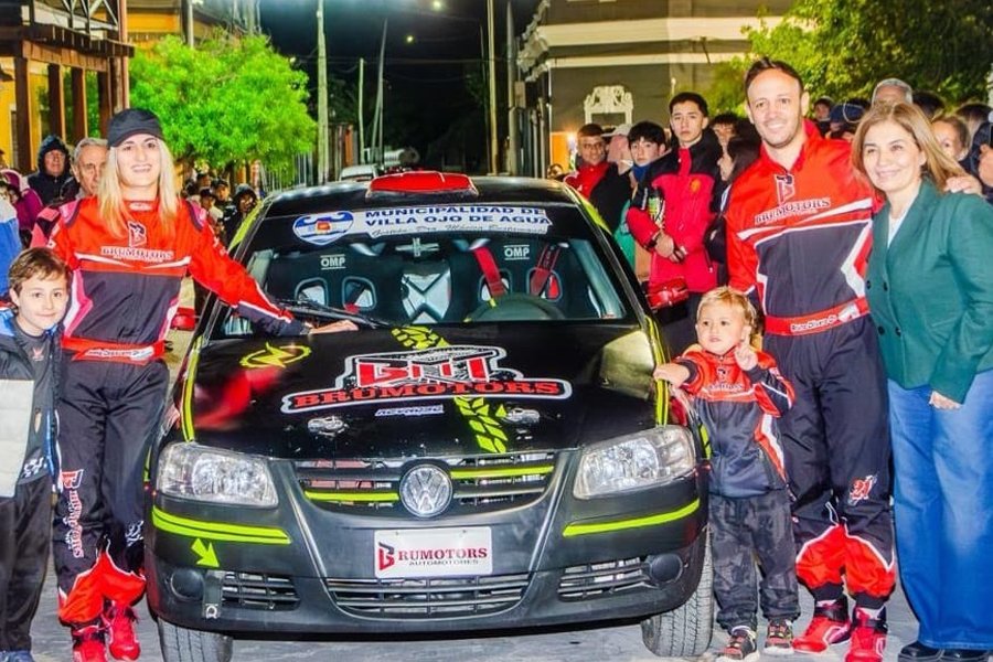 El Rally Coronación Ciudad Ojo de Agua Inició con una Multitudinaria Largada Simbólica