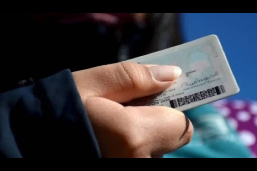 Insólito: Mujer de Clodomira encuentra un DNI «trucho» con su identidad en un hospital Insólito: Mujer de Clodomira encuentra un DNI «trucho» con su identidad en un hospital