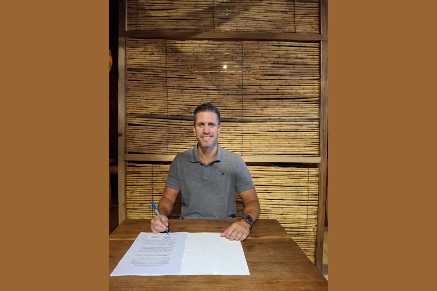 Juan Vita firmó su contrato y es oficialmente el nuevo DT de Güemes