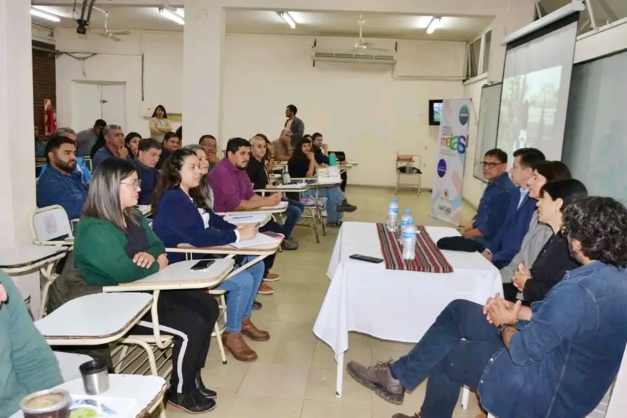 Docentes rurales participaron en Jornada de Alfabetización en Lengua Quichua
