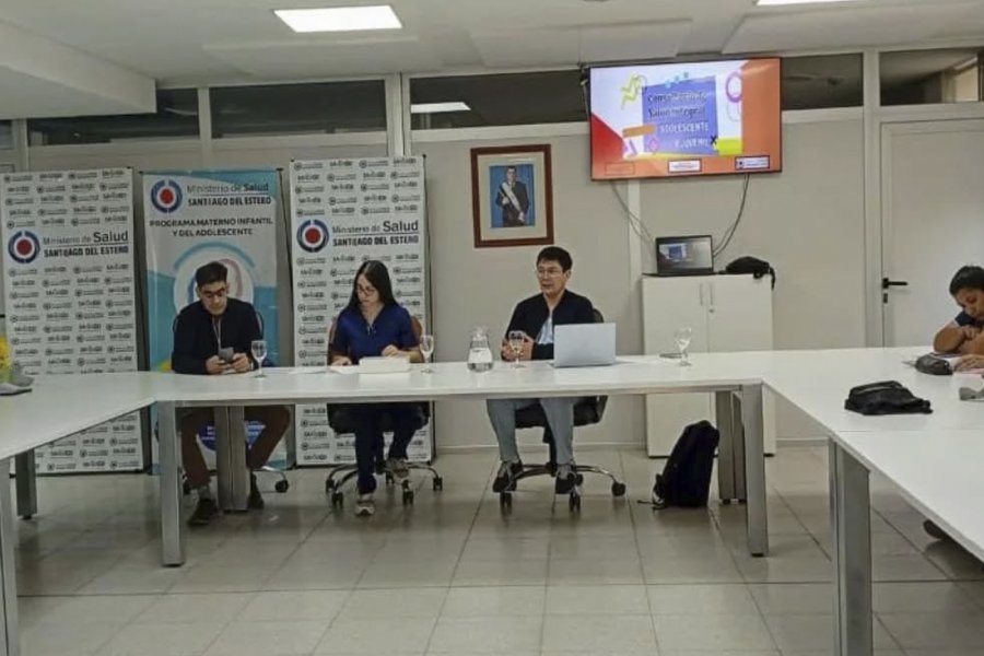 Jornada de capacitación y testeo en VIH e ITS para profesionales de adolescencias y juventudes