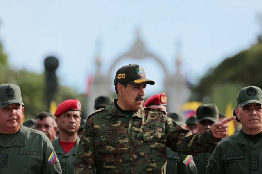 Venezuela inicia maniobras militares con 200.000 efectivos en tensión con EE. UU
