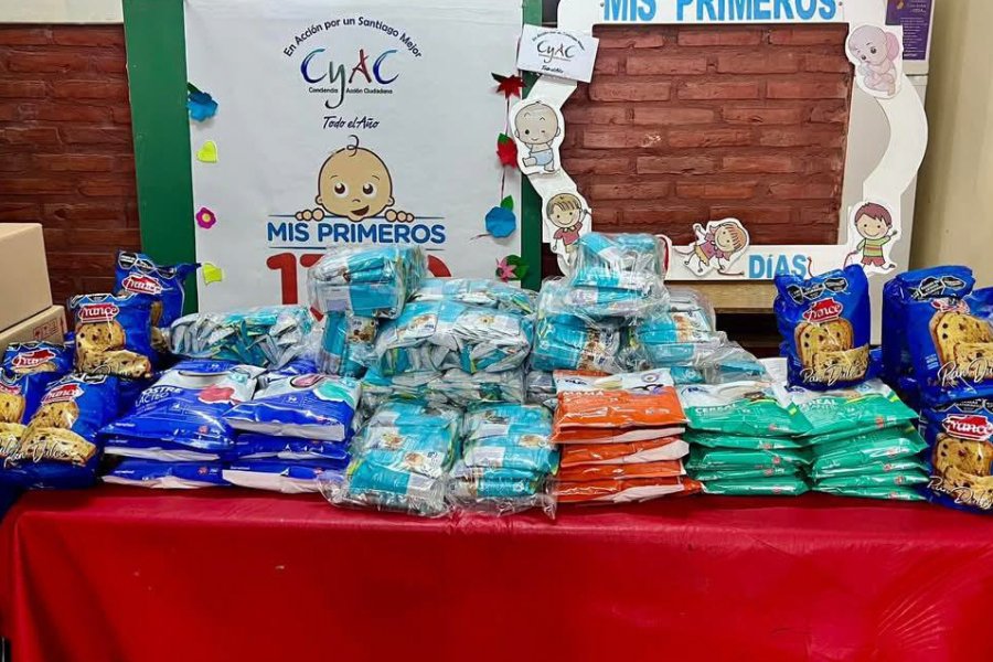 Entrega de productos del programa “Mis Primeros 1700 Días” en el paraje San Cristóbal