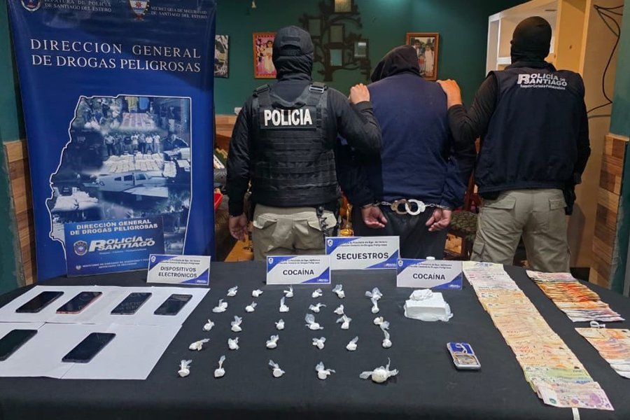 Allanamiento antidrogas en barrio General Paz con secuestro de más de medio kilo de cocaína