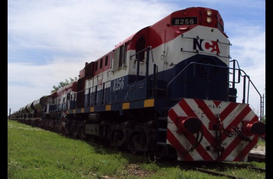 Roban 1.100 litros de gasoil de una locomotora en las vías