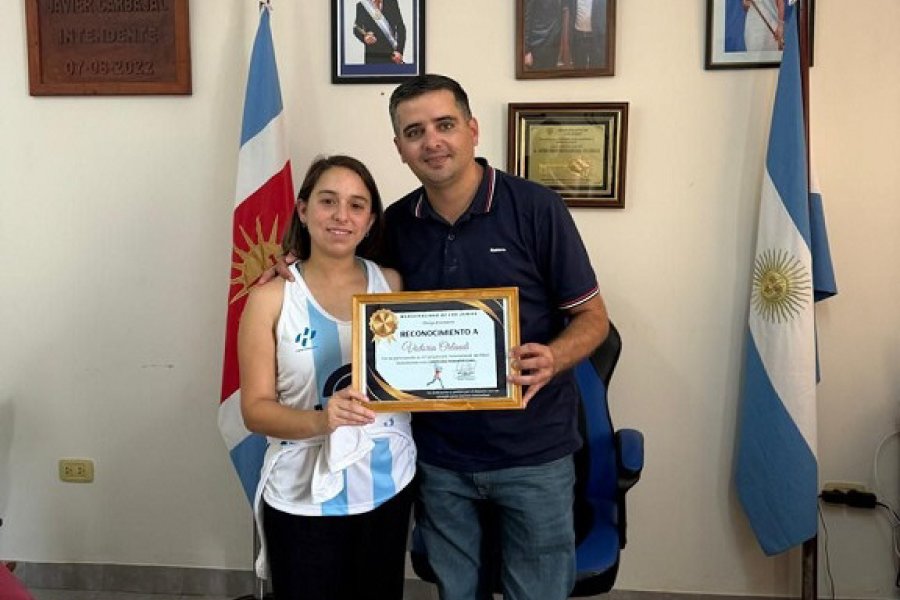 Victoria Orlandi, campeona Panamericana de Pádel, recibió distinción en Los Juríes Victoria Orlandi, campeona Panamericana de Pádel, recibió distinción en Los Juríes