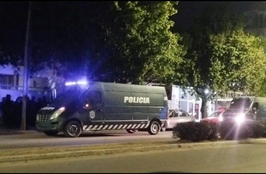 Robo a distribuidora en La Banda con un botín de $ 500 mil y herramientas