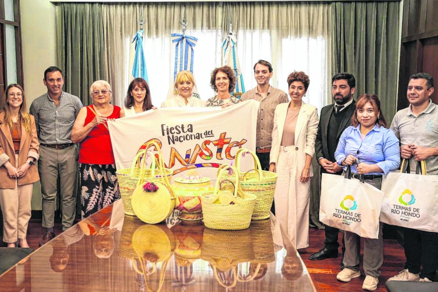 La Intendenta de Tucumán promueve la 46ª Fiesta Nacional del Canasto en Las Termas de Río Hondo La Intendenta de Tucumán promueve la 46ª Fiesta Nacional del Canasto en Las Termas de Río Hondo