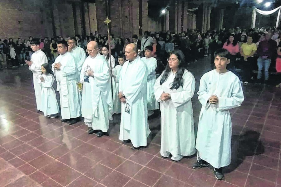 El Padre Cayo Palacio llama a la comunidad de Sumampa a difundir y participar en la celebración