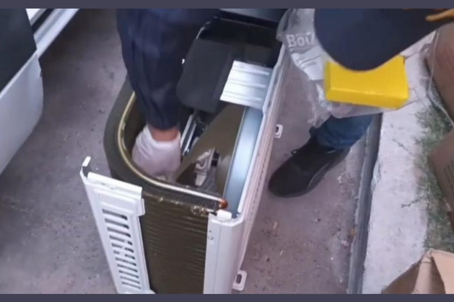 Desarticulan operación de narcotráfico: Detienen a cuatro santiagueños con cocaína oculta en un aire acondicionado