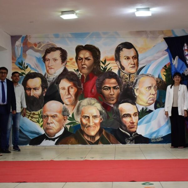 Colegio Mutualista Shishilo enaltece figuras de próceres argentinos con mural por el Día de la Soberanía