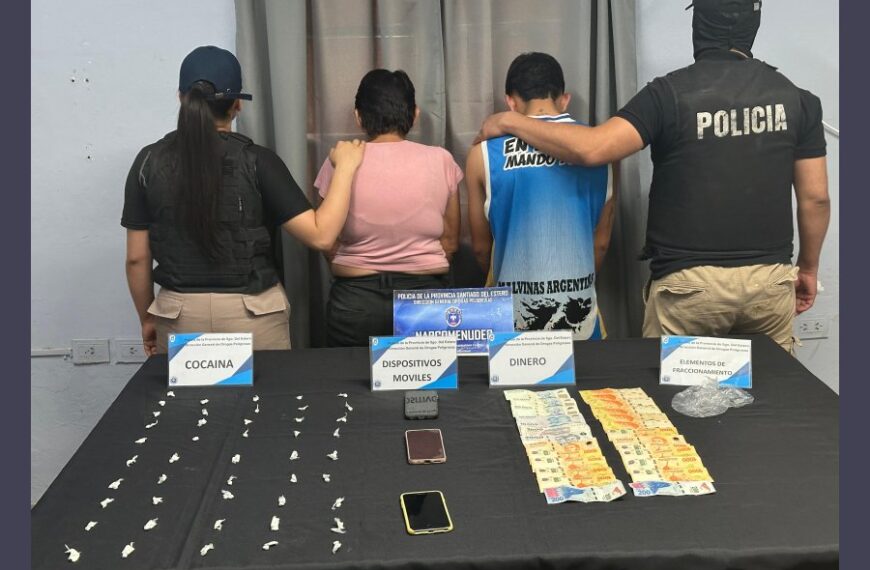 Desbaratan punto de venta de drogas en Villa Balnearia y detienen a dos personas