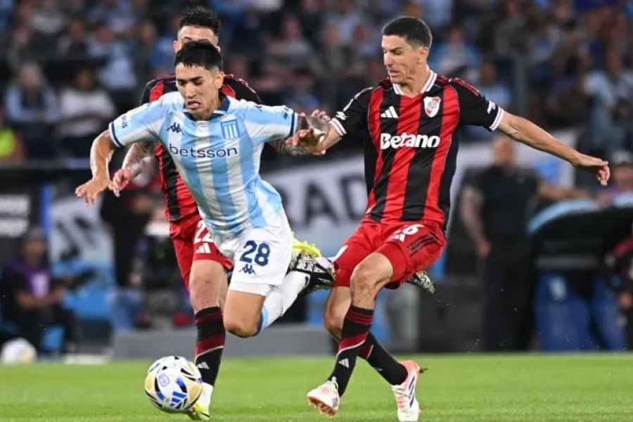 ¡Clasificado! Racing derrotó a River 3-2 con un gol agónico y avanzó a cuartos de final del clausura