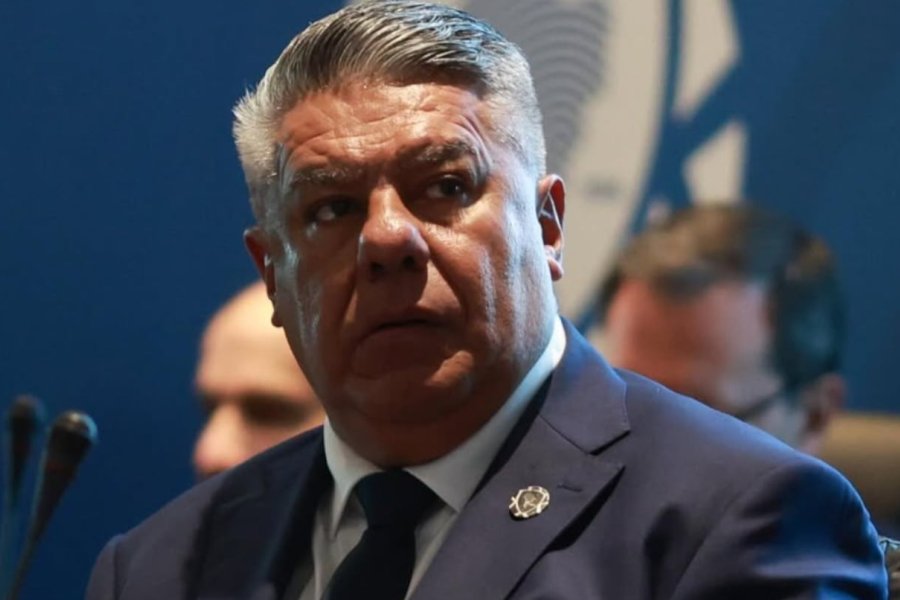 Claudio «Chiqui» Tapia ratificado en el Consejo de la FIFA por la Conmebol