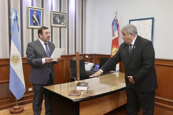 Fortalecimiento Institucional: El Ministerio de Gobierno de Santiago del Estero juró a nuevas autoridades clave Fortalecimiento Institucional: El Ministerio de Gobierno de Santiago del Estero juró a nuevas autoridades clave