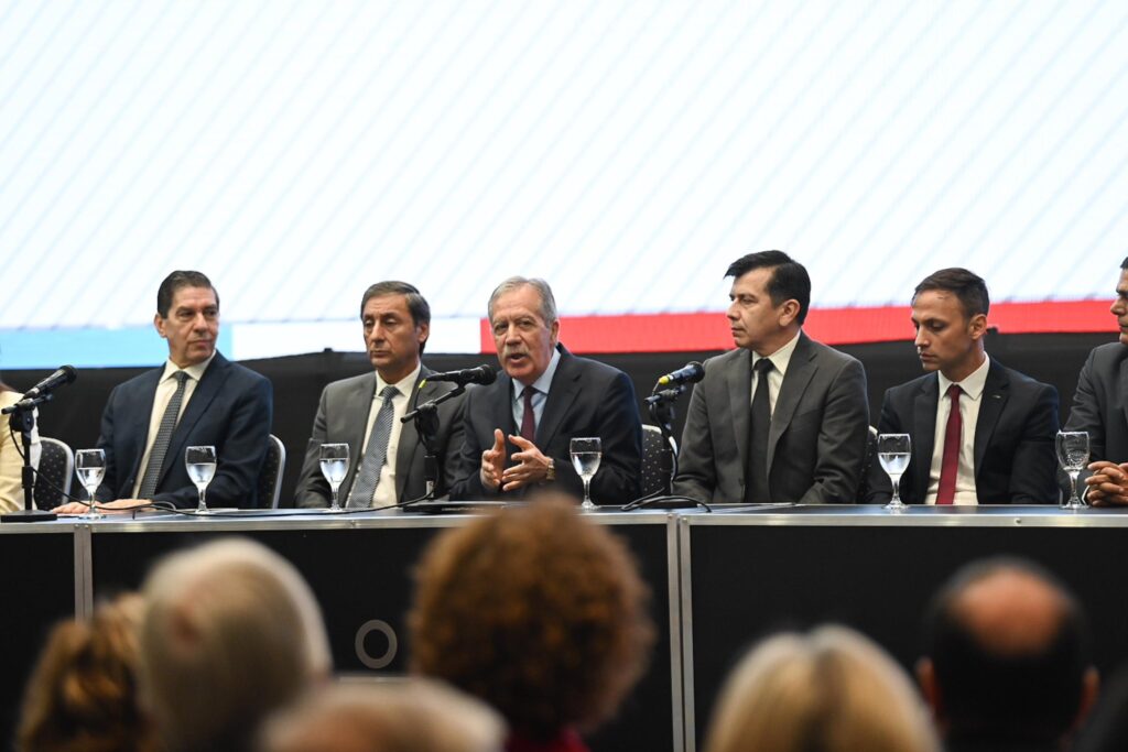 El gobernador Elías Suárez impulsa el futuro joven con el programa «Santiago crece con vos»
