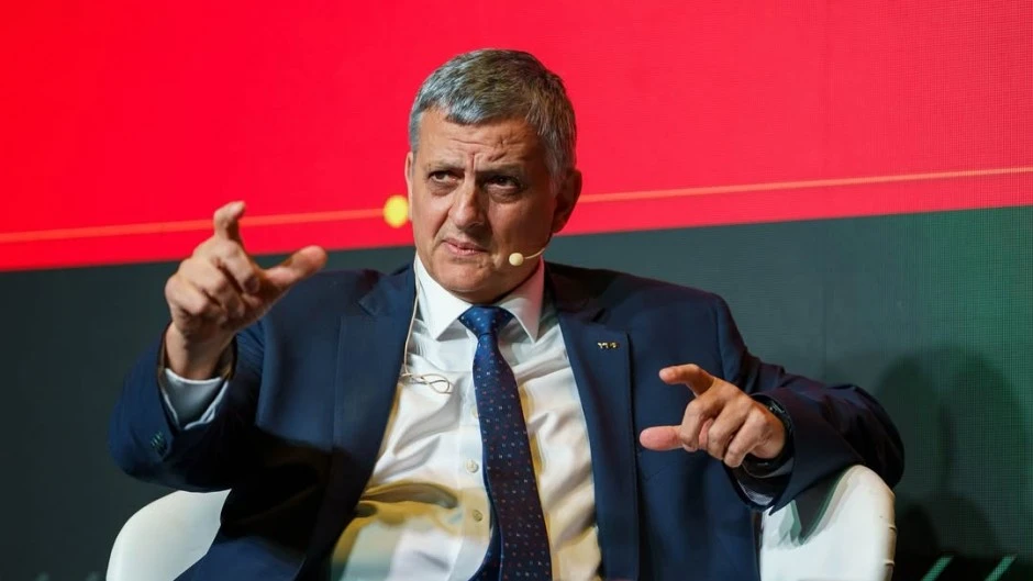 Guerra interna en YPF: parte del directorio se rebela a Marín y cuestiona la venta del yacimiento de Manantiales Behr