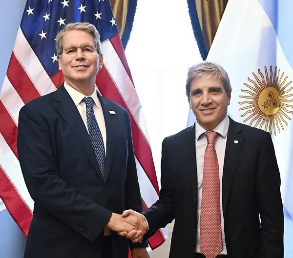 Crisis de deuda y desafíos macroeconómicos de Argentina