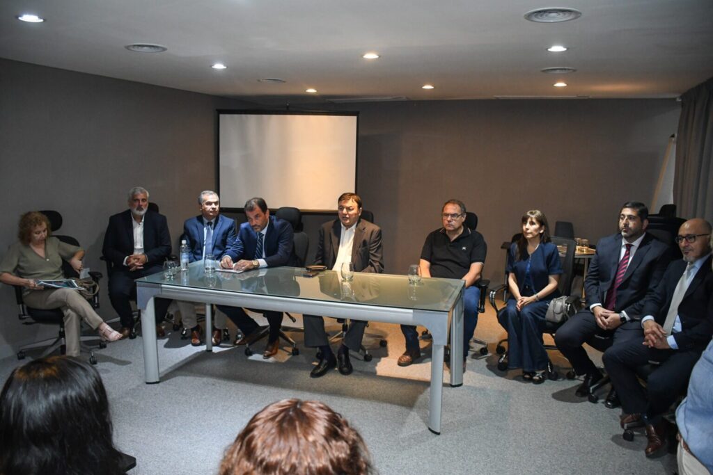 Alumnos del ITSE finalizaron sus prácticas profesionalizantes en la Dirección de Estadísticas y Censo de la Provincia