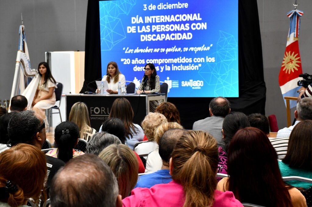 Emotivo acto por el Día Internacional de personas con Discapacidad en el Fórum