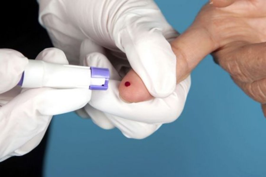 Jornada «Latidos Rojos» en la Plaza del Maestro con testeos de VIH gratuitos