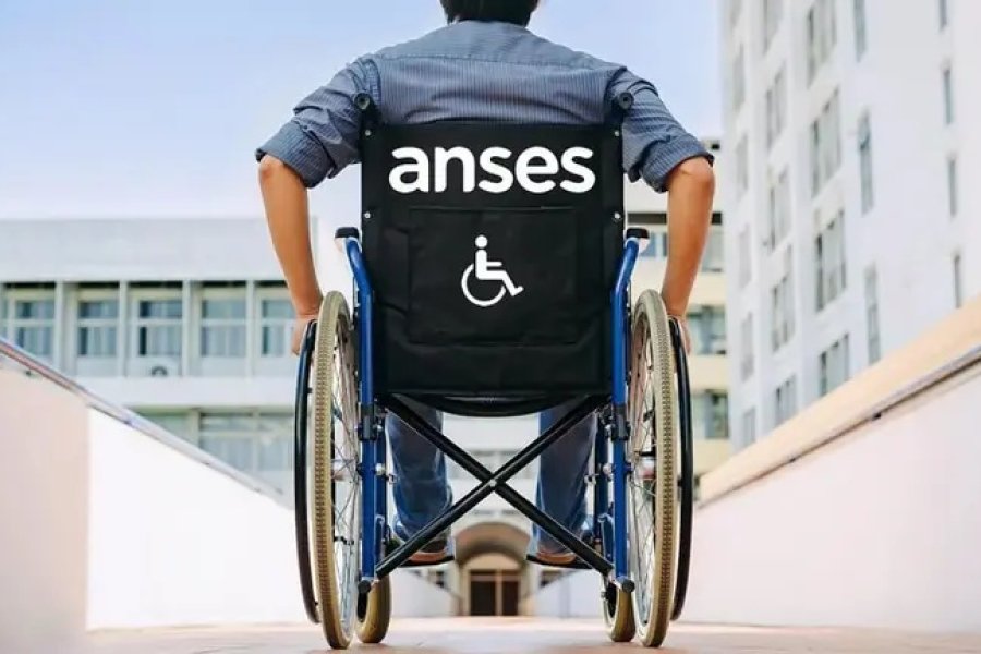 Ajuste «inhumano» en Santiago: El recorte de pensiones retiró $6.000 millones de la economía local y dejó a miles sin cobertura médica