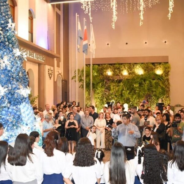 Fiesta, luces y conciencia ambiental: Este lunes se enciende la Navidad Ecológica en la explanada municipal