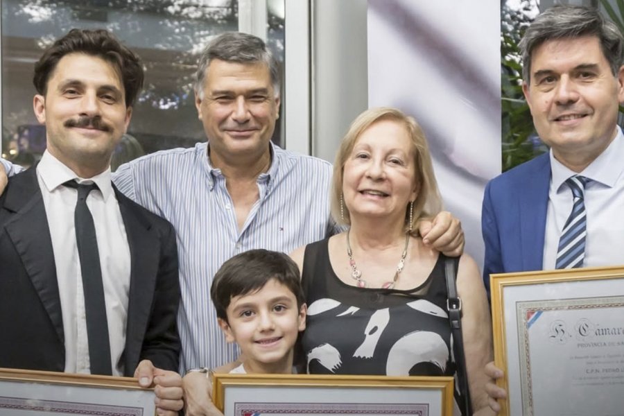 La Cámara de Diputados reconoce a docentes de la UCSE por su trayectoria académica, cultural y profesional La Cámara de Diputados reconoce a docentes de la UCSE por su trayectoria académica, cultural y profesional