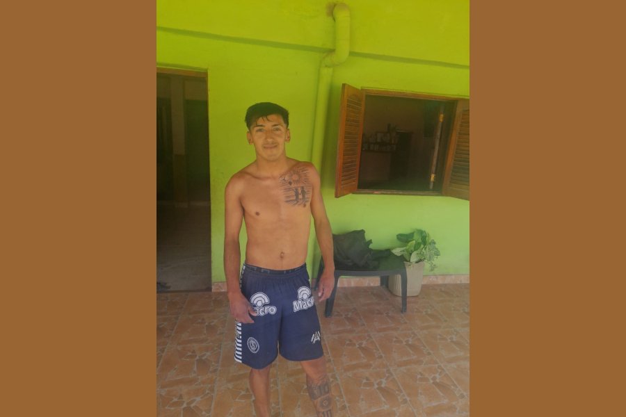 Búsqueda Activa: Joven de 21 años desaparecido tras salir hacia las Termas de Río Hondo Búsqueda Activa: Joven de 21 años desaparecido tras salir hacia las Termas de Río Hondo