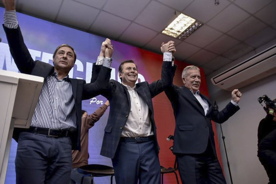 Jornada histórica en Santiago: Asunción de Elías Suárez y Carlos Silva Neder Jornada histórica en Santiago: Asunción de Elías Suárez y Carlos Silva Neder