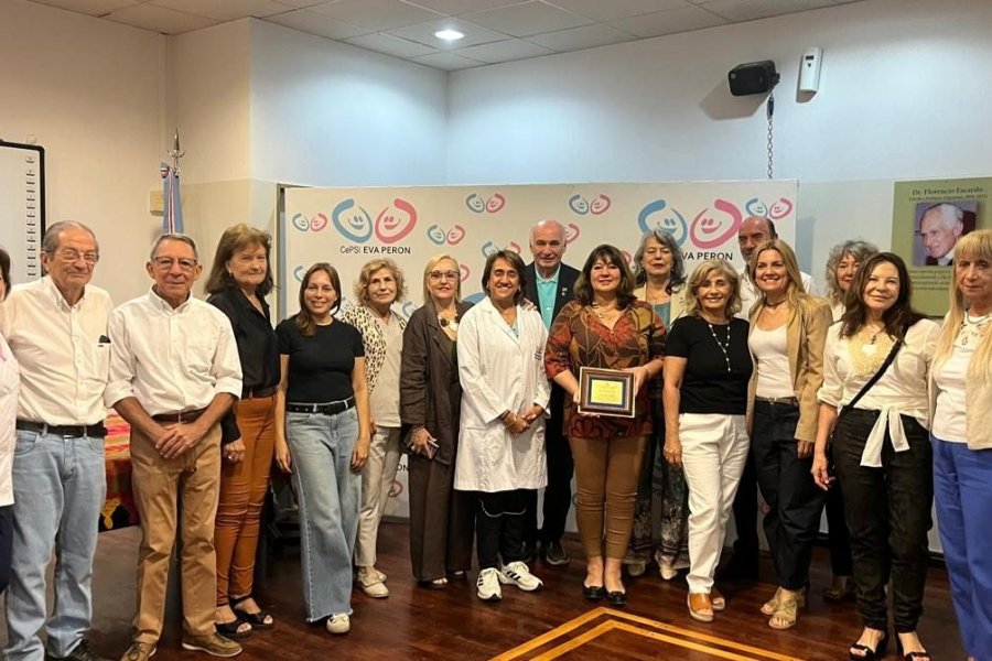 El Rotary Club Francisco de Aguirre galardonó al CePSI con el Premio Comunidad 2025 El Rotary Club Francisco de Aguirre galardonó al CePSI con el Premio Comunidad 2025