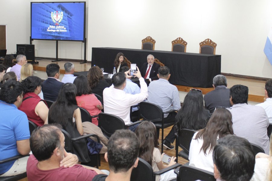 Fortalecimiento de la Justicia de Paz: Reconocimiento y descentralización