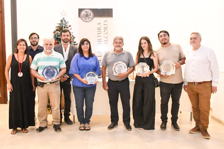 Apertura y Premiación: 7° Salón de Artes Visuales Santiago del Estero Apertura y Premiación: 7° Salón de Artes Visuales Santiago del Estero