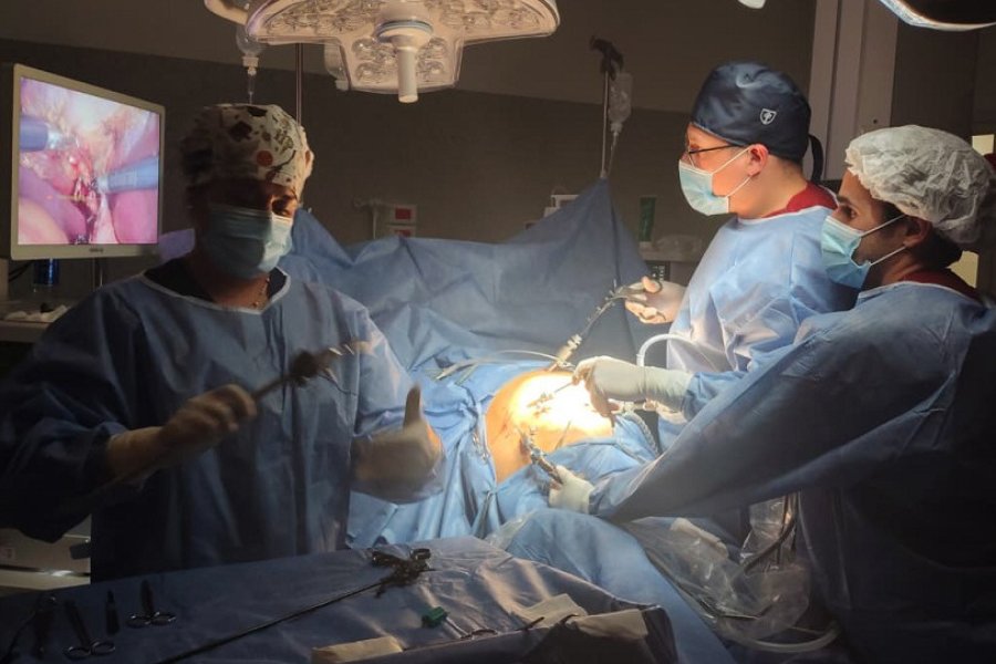 Innovación quirúrgica en Sumampa: El Hospital consolida la videolaparoscopía