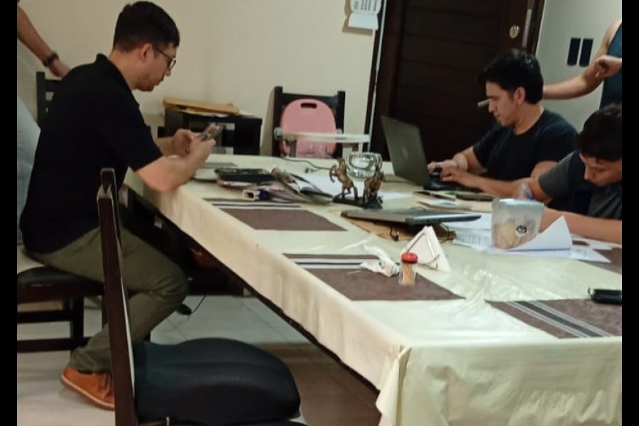 Allanamiento y prófugo en causa por estafa millonaria