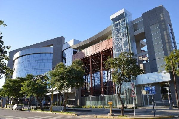 Santiago del Estero presencia el traspaso de mando y asunción de nuevas autoridades Santiago del Estero presencia el traspaso de mando y asunción de nuevas autoridades