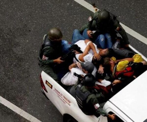 El saldo sangriento de la captura de Maduro: NYT reporta más de 80 muertos en el operativo de Caracas