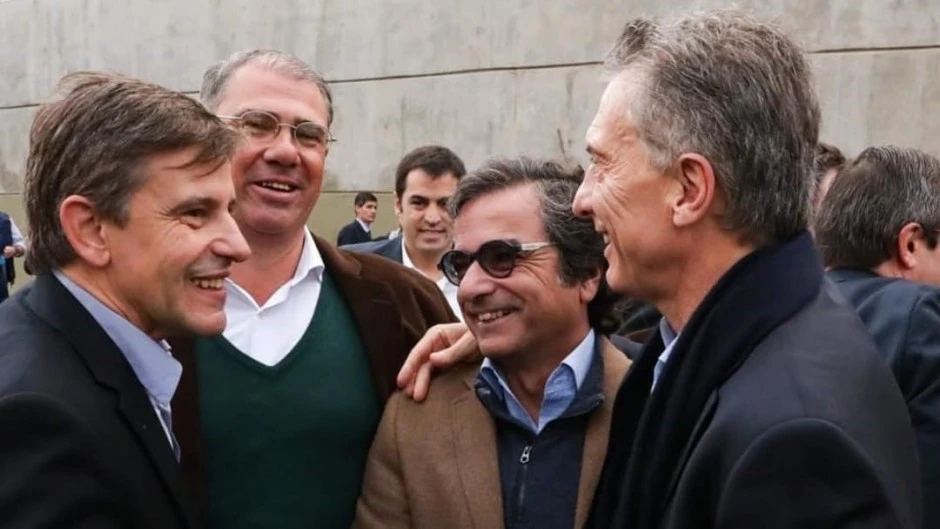 Caputo pone a un hombre de Macri a manejar la obra pública