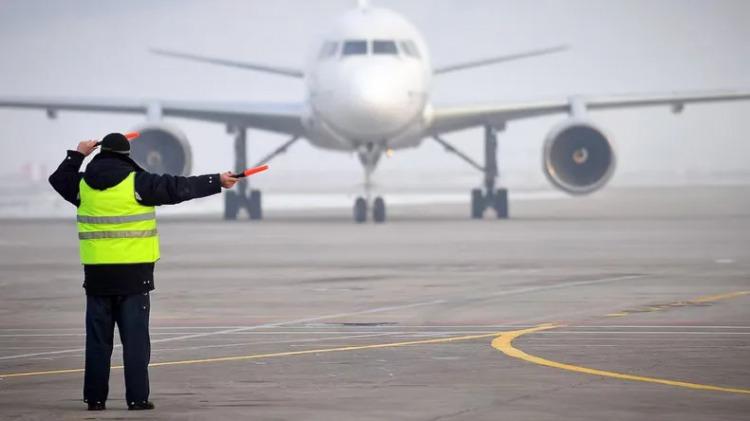 Vuelos garantizados: El Gobierno prorrogó la conciliación obligatoria con los controladores aéreos