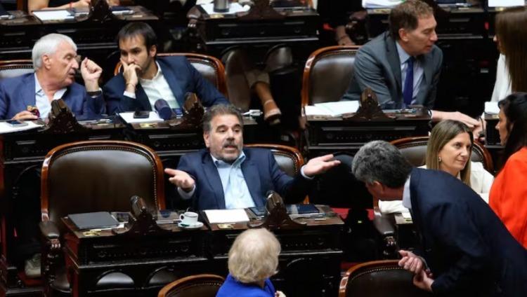 El PRO marca autonomía y advierte que no habrá «cheque en blanco» para la reforma laboral