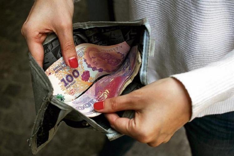 Los salarios perdieron la carrera contra los precios en el cierre de 2025