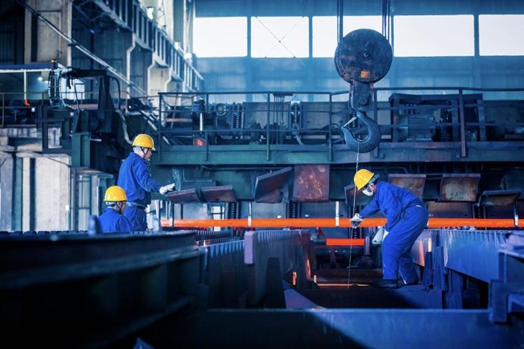 El modelo de Milei bajo la lupa: Solo 19 de 55 sectores lograron crecer